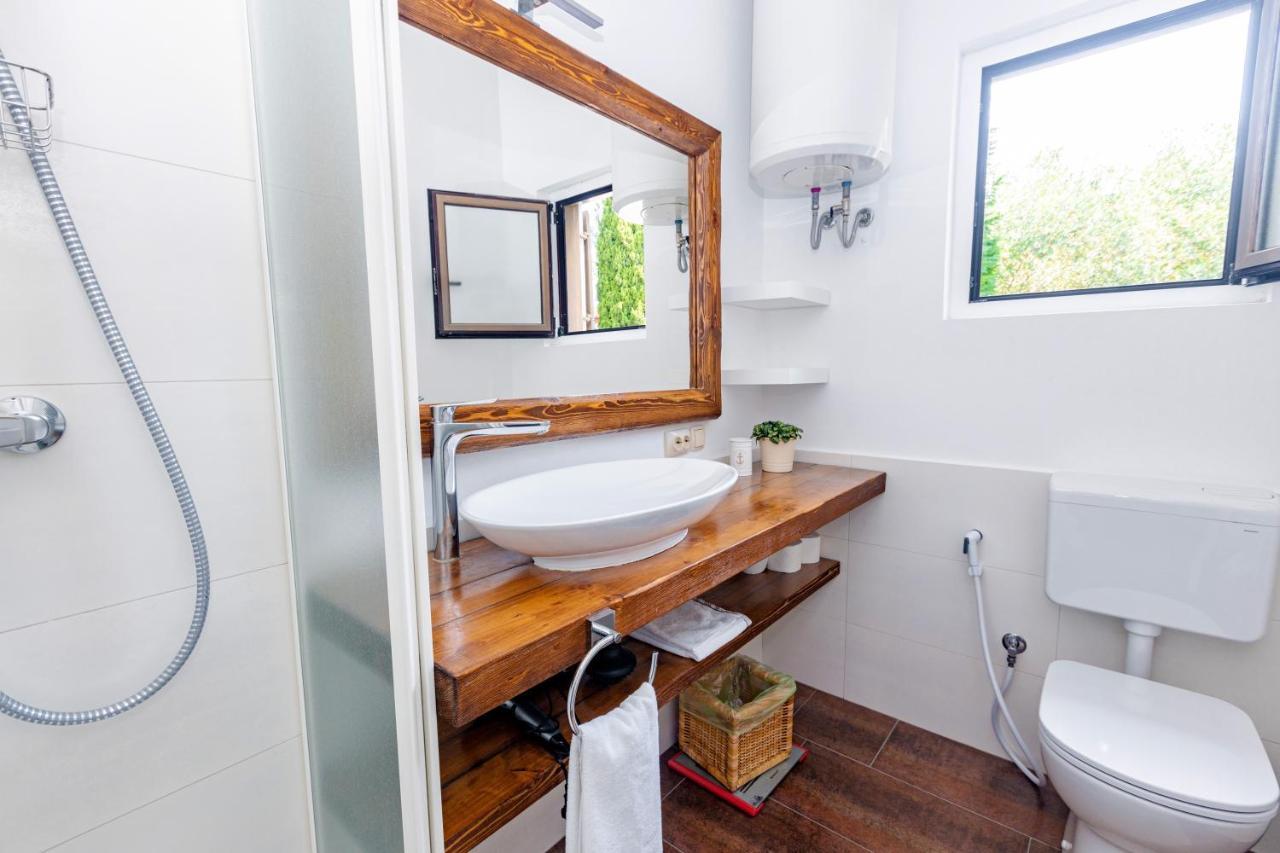 Residence Pecek Novigrad Istria Extérieur photo